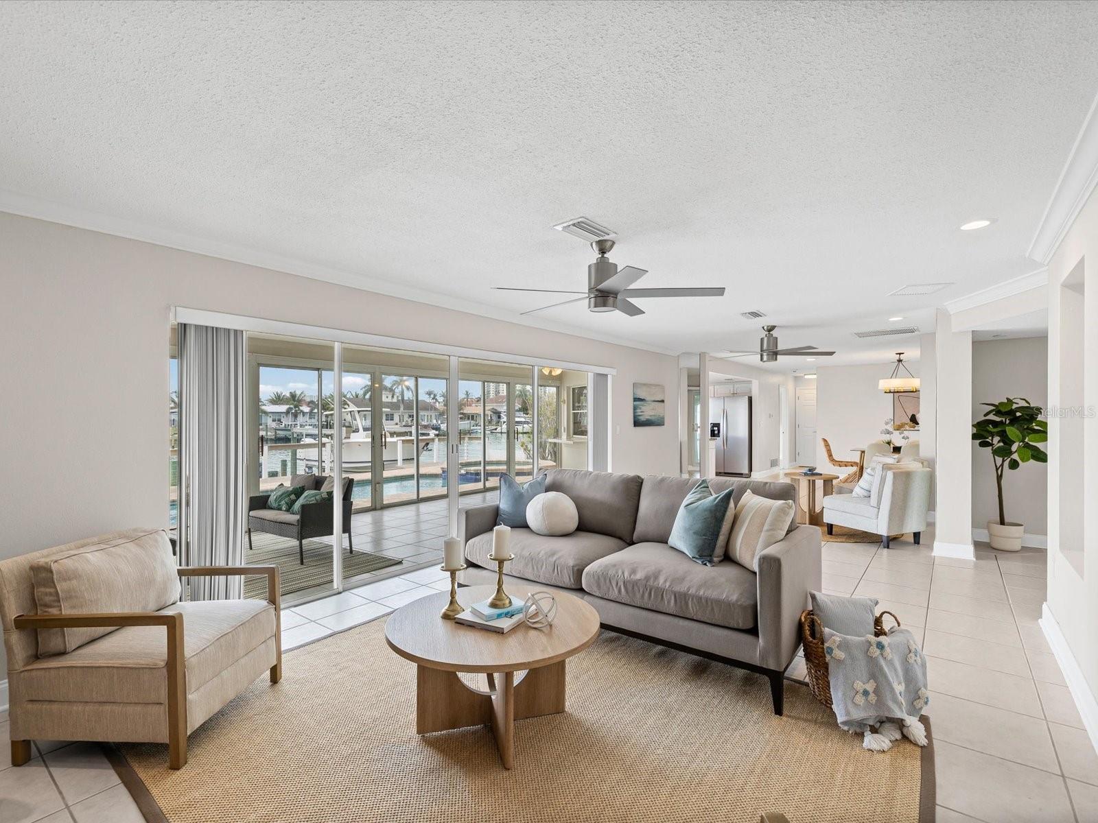 Listing photo id 22 for 441 Palm Island Ne