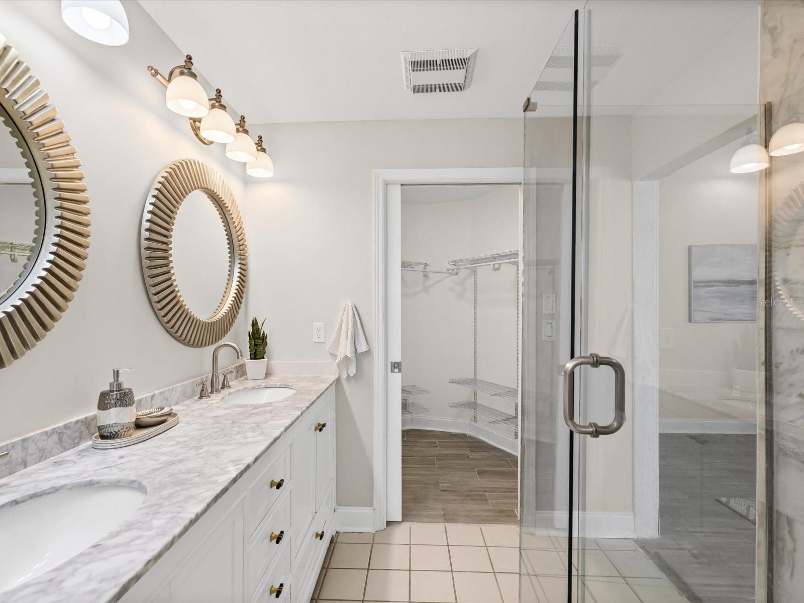 Listing photo id 27 for 441 Palm Island Ne