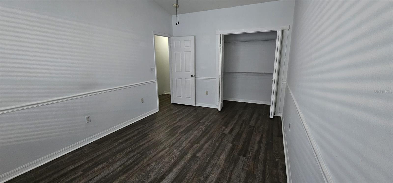 Image 18 of 30 For 641 Kensington Lake Circle