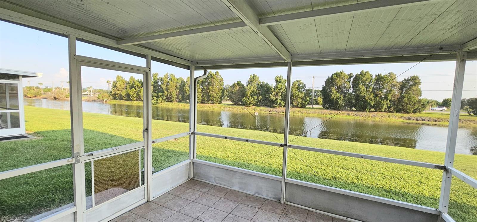 Image 26 of 30 For 641 Kensington Lake Circle