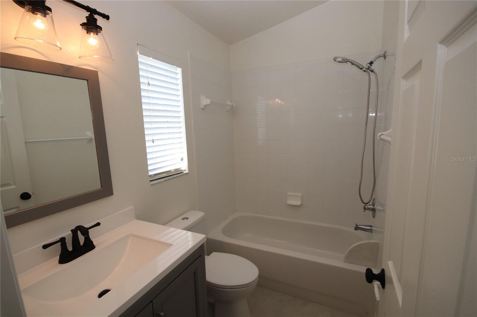 Image 15 of 22 For 1575 Blue Magnolia Road