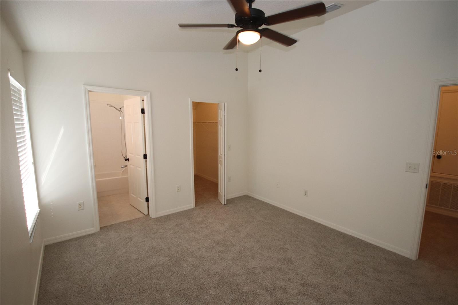 Image 17 of 22 For 1575 Blue Magnolia Road