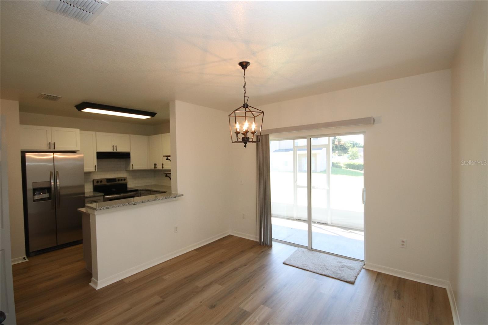 Image 7 of 22 For 1575 Blue Magnolia Road