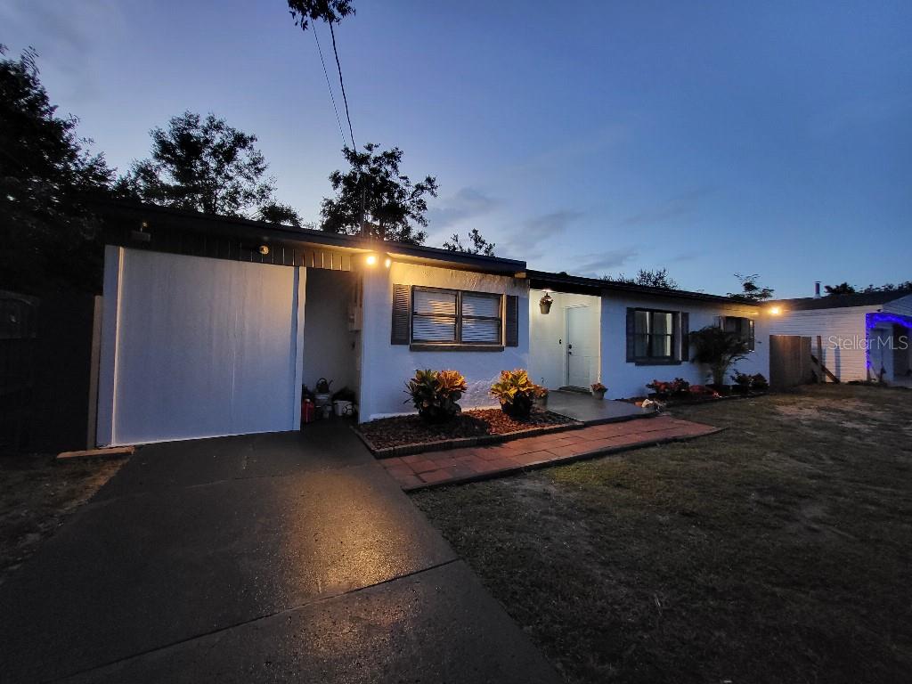 Details for 995 Emerald Drive, MOUNT DORA, FL 32757