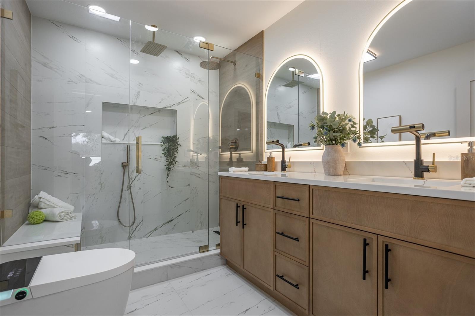 Image 17 of 38 For 3517 Cherokee Avenue