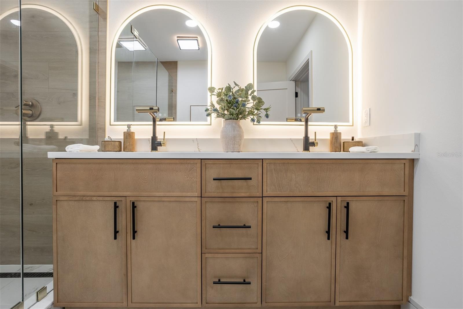 Image 19 of 38 For 3517 Cherokee Avenue