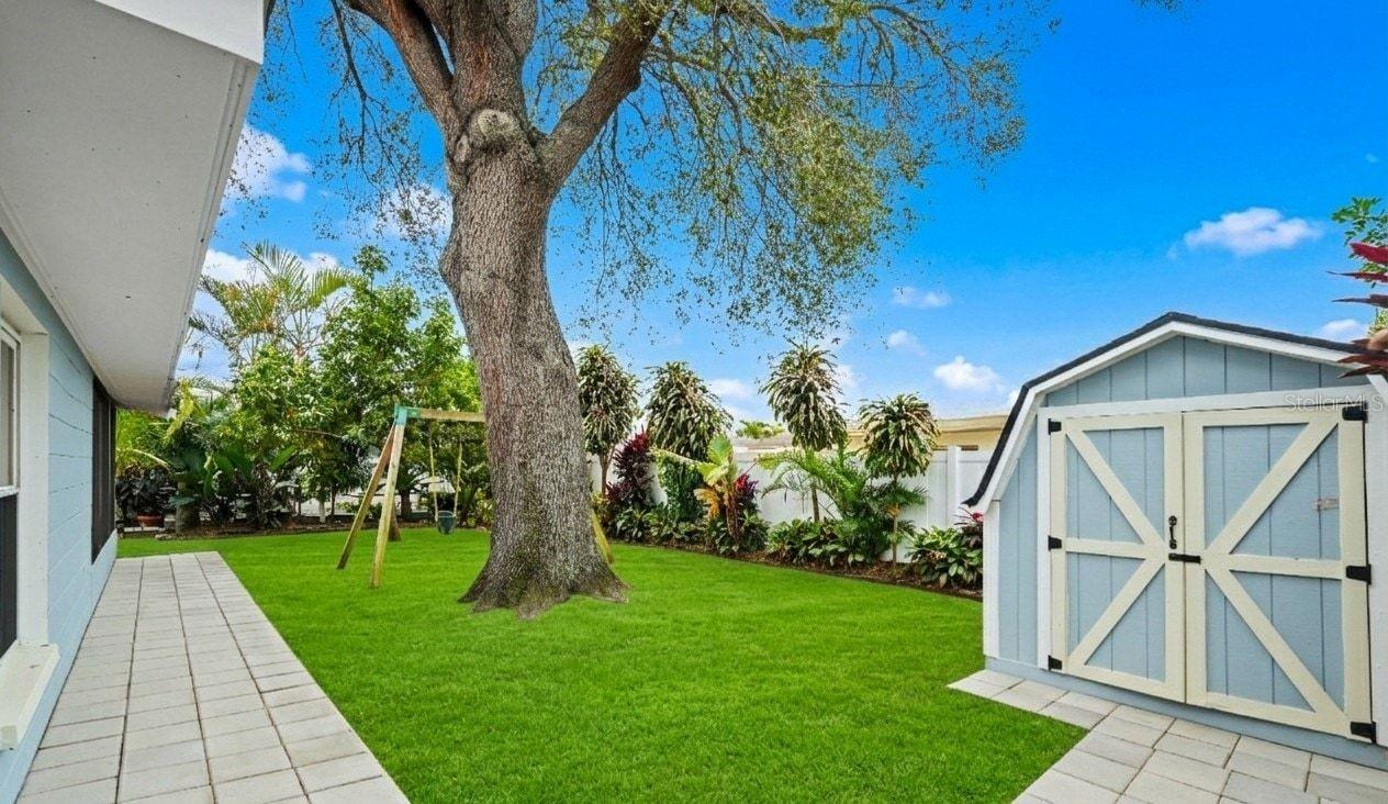 Image 14 of 19 For 8958 110th Street