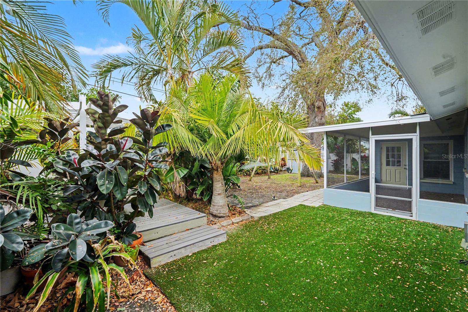 Image 15 of 19 For 8958 110th Street