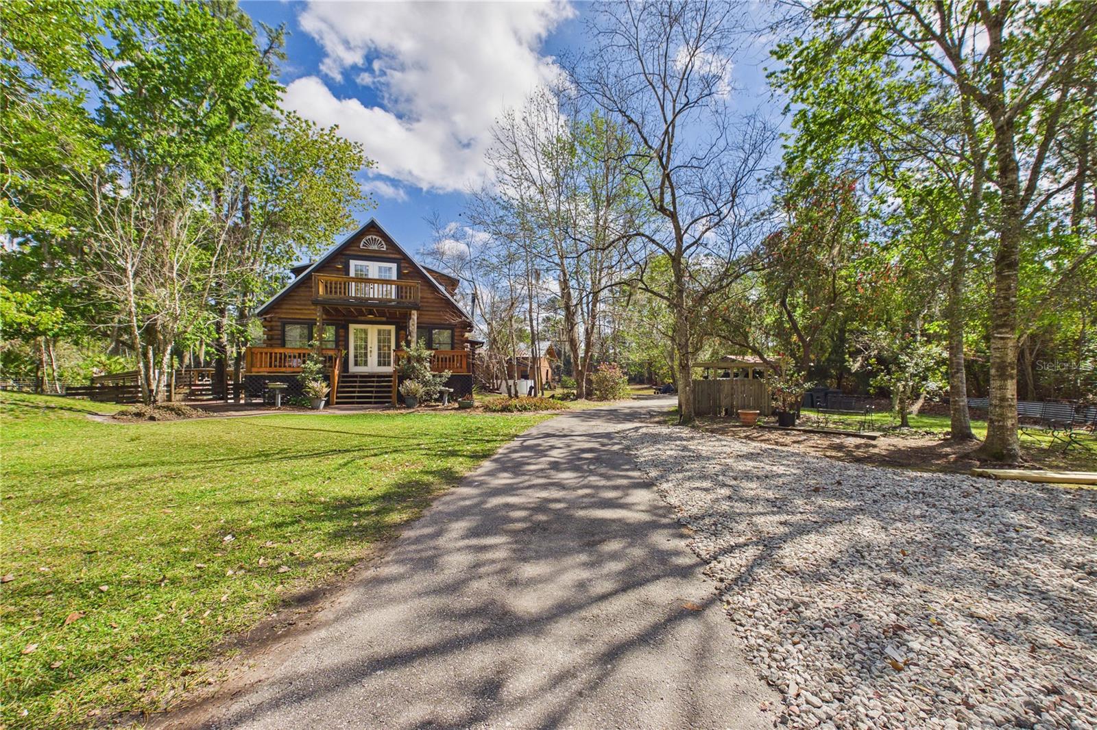 Image 6 of 91 For 21038 Reindeer Road