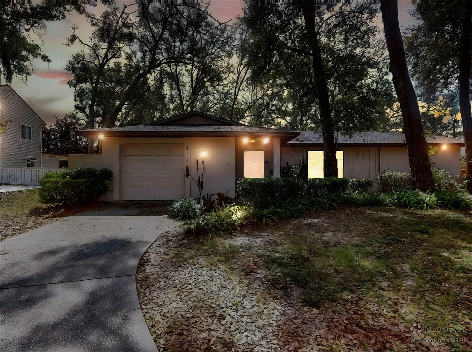 Image 2 of 36 For 7113 Lauder Place