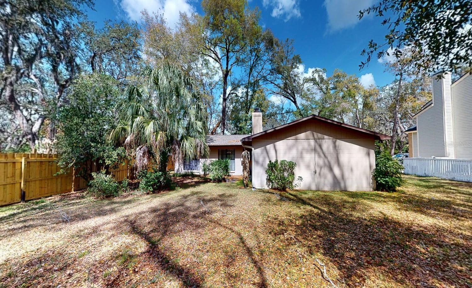 Image 4 of 36 For 7113 Lauder Place