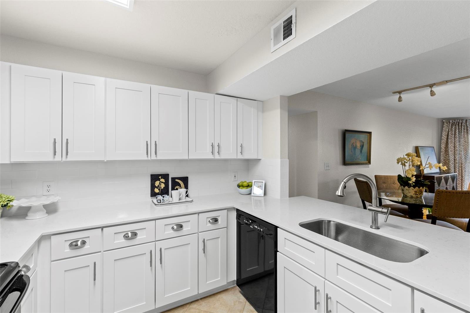 Image 10 of 39 For 2323 Feather Sound Drive 101