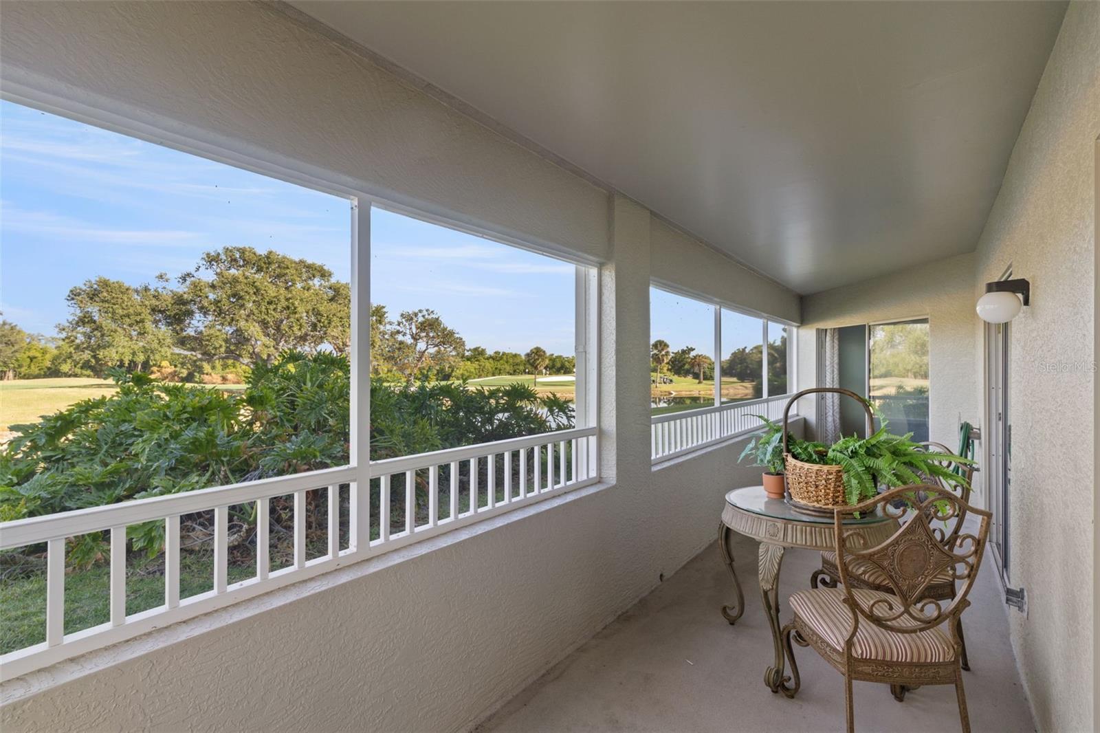 Image 28 of 39 For 2323 Feather Sound Drive 101