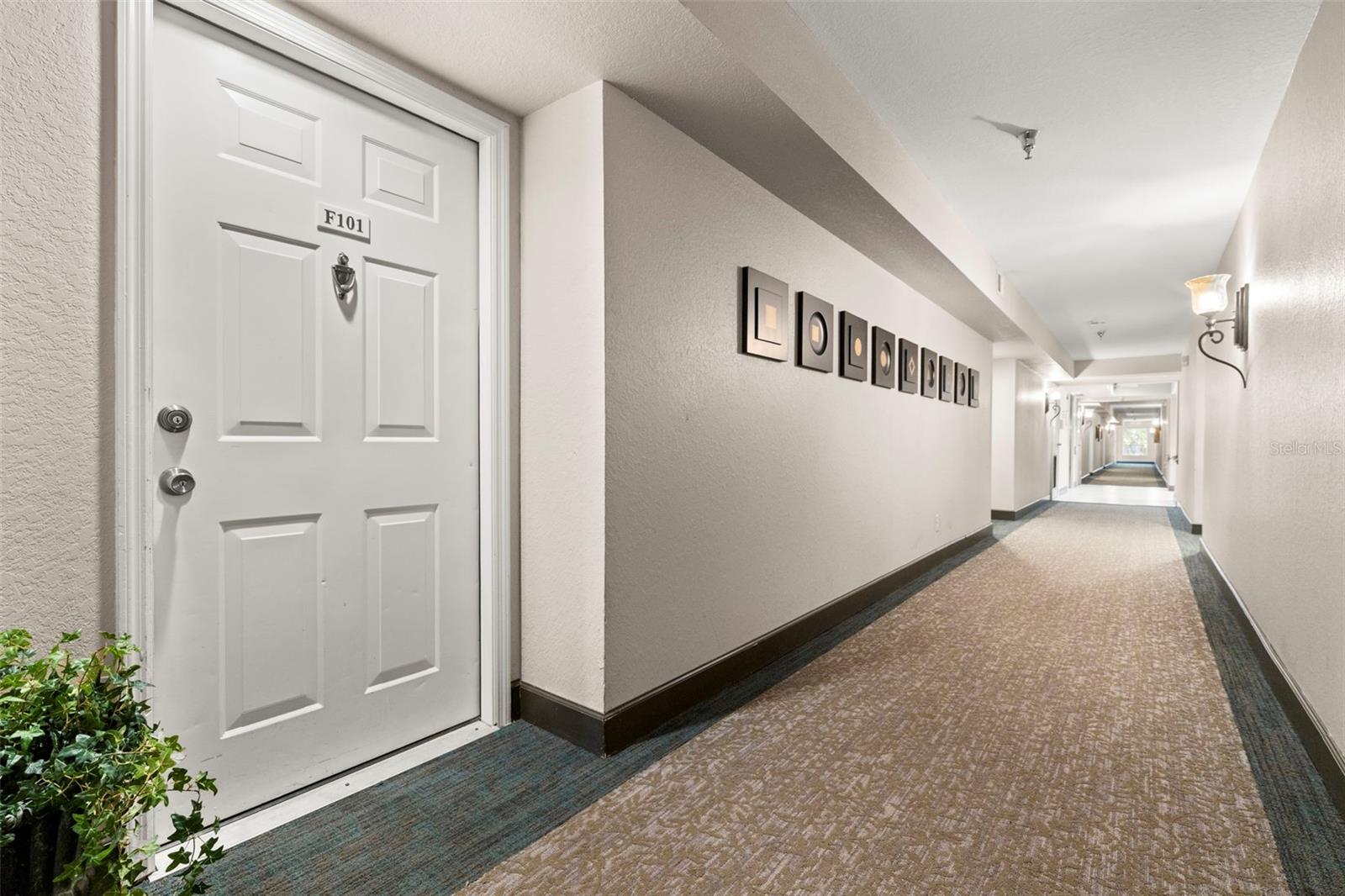 Image 5 of 39 For 2323 Feather Sound Drive 101