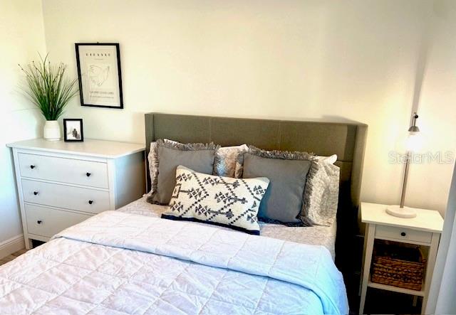 Image 13 of 21 For 646 Yardarm Drive 23