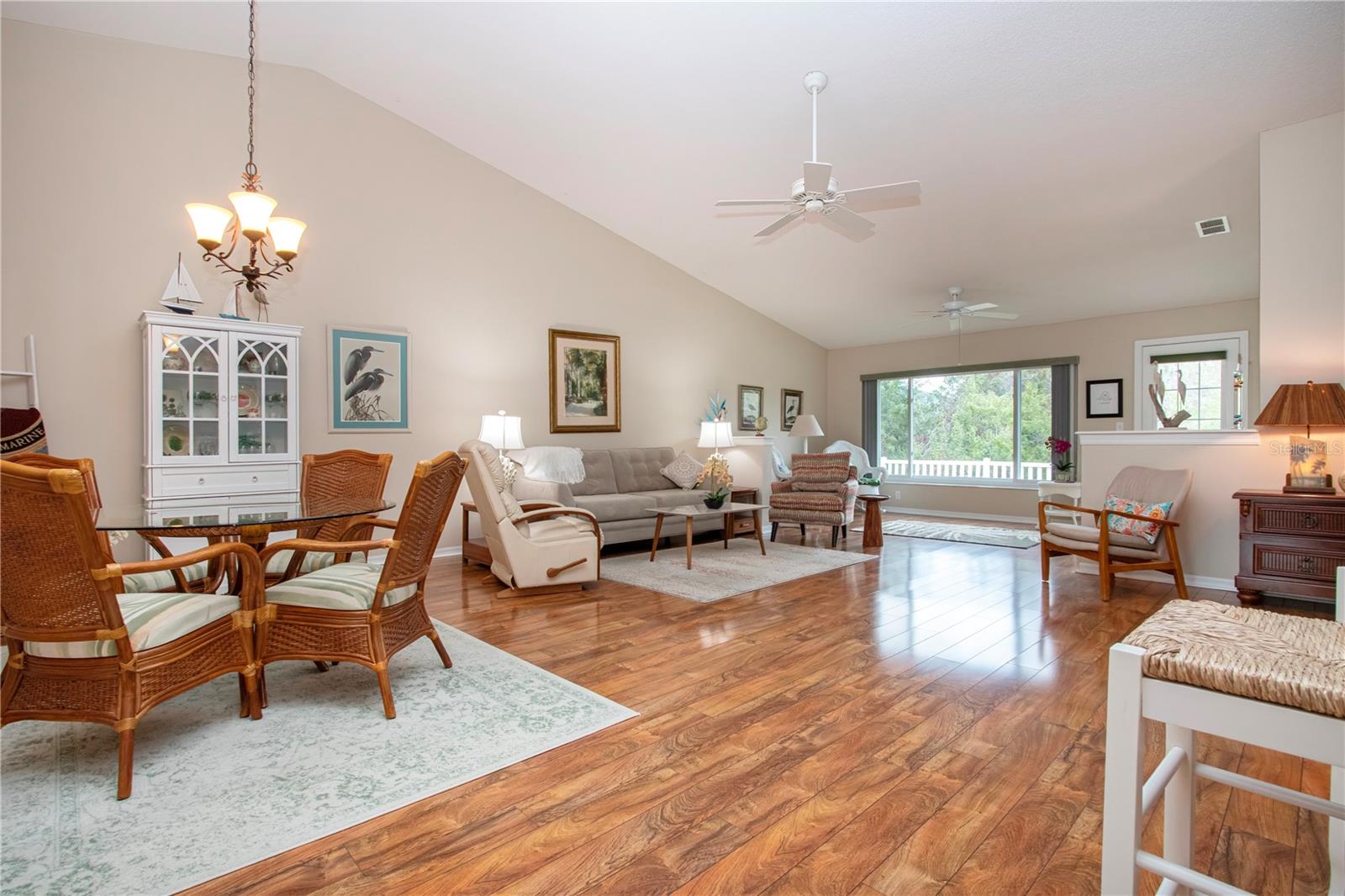 Image 11 of 71 For 702 Staffordshire Lane 22