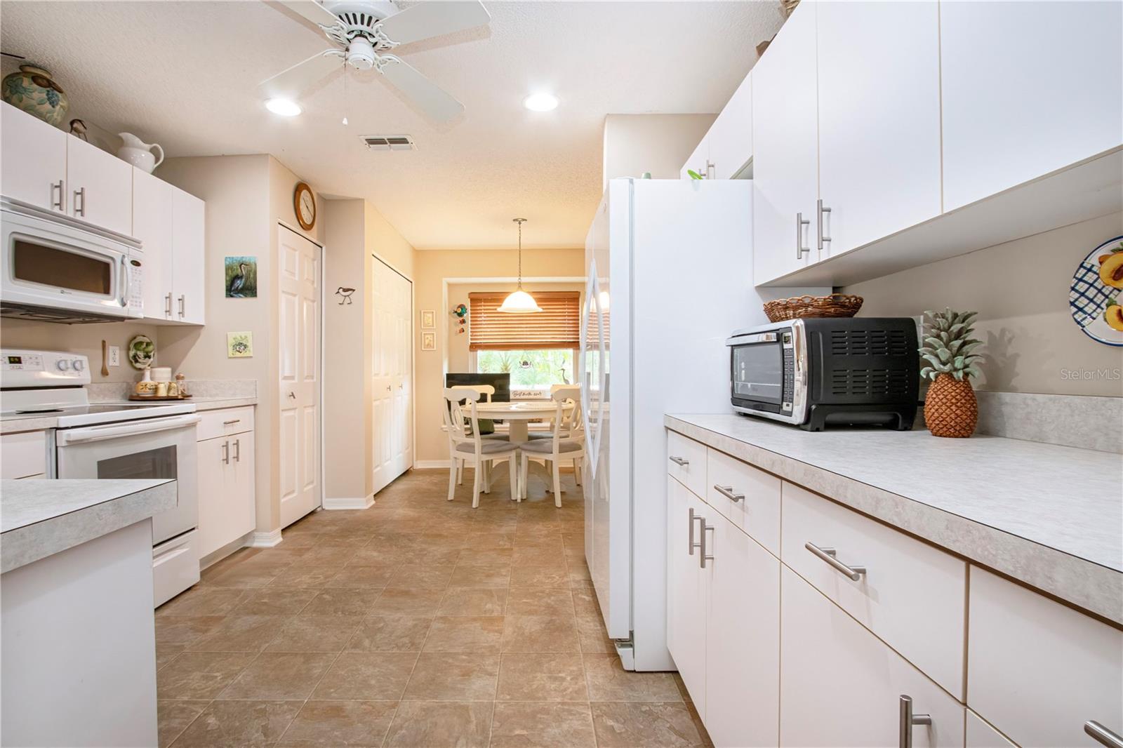 Image 25 of 71 For 702 Staffordshire Lane 22