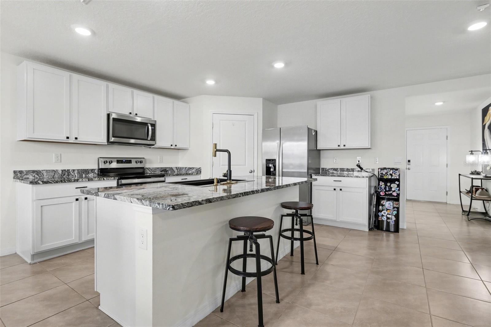 Image 12 of 42 For 814 Ace Outlaw Avenue