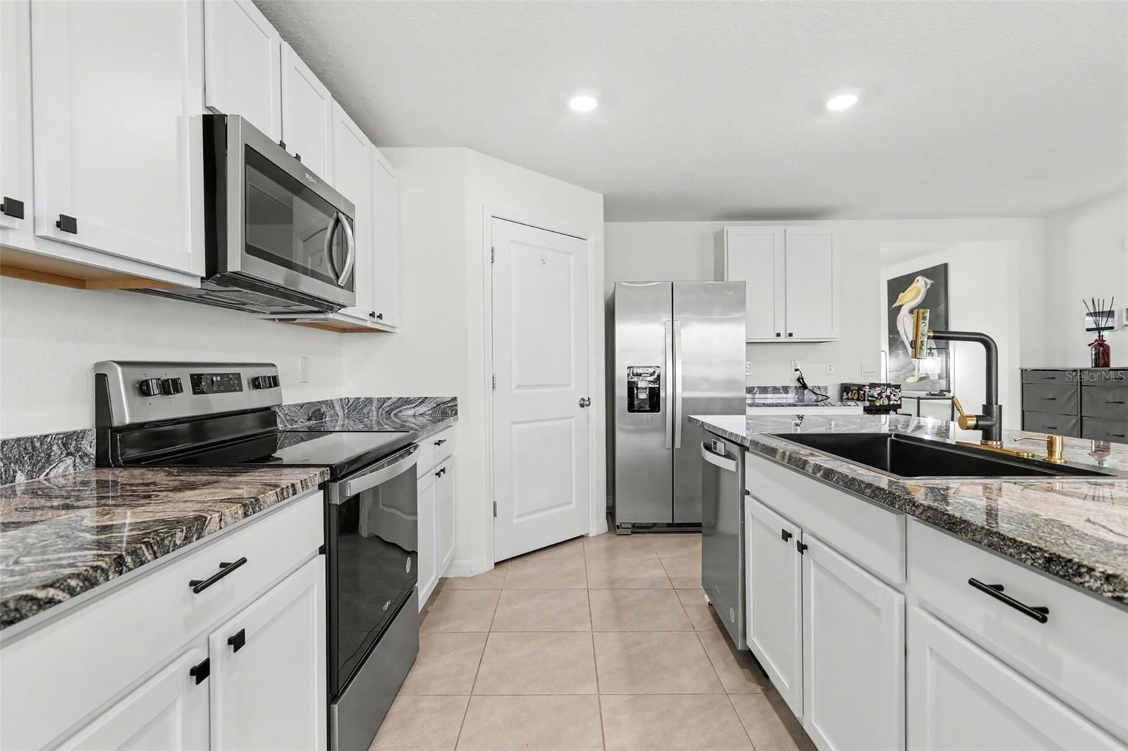 Image 14 of 42 For 814 Ace Outlaw Avenue