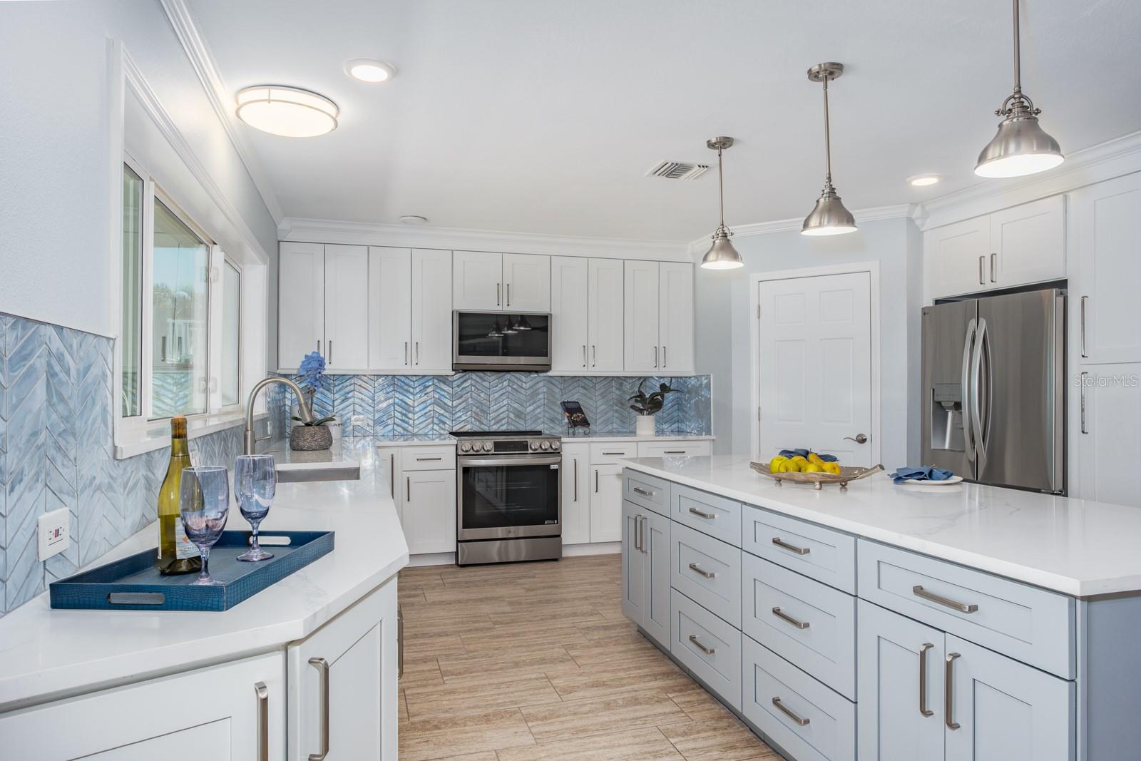 Image 15 of 56 For 590 Belle Point Drive