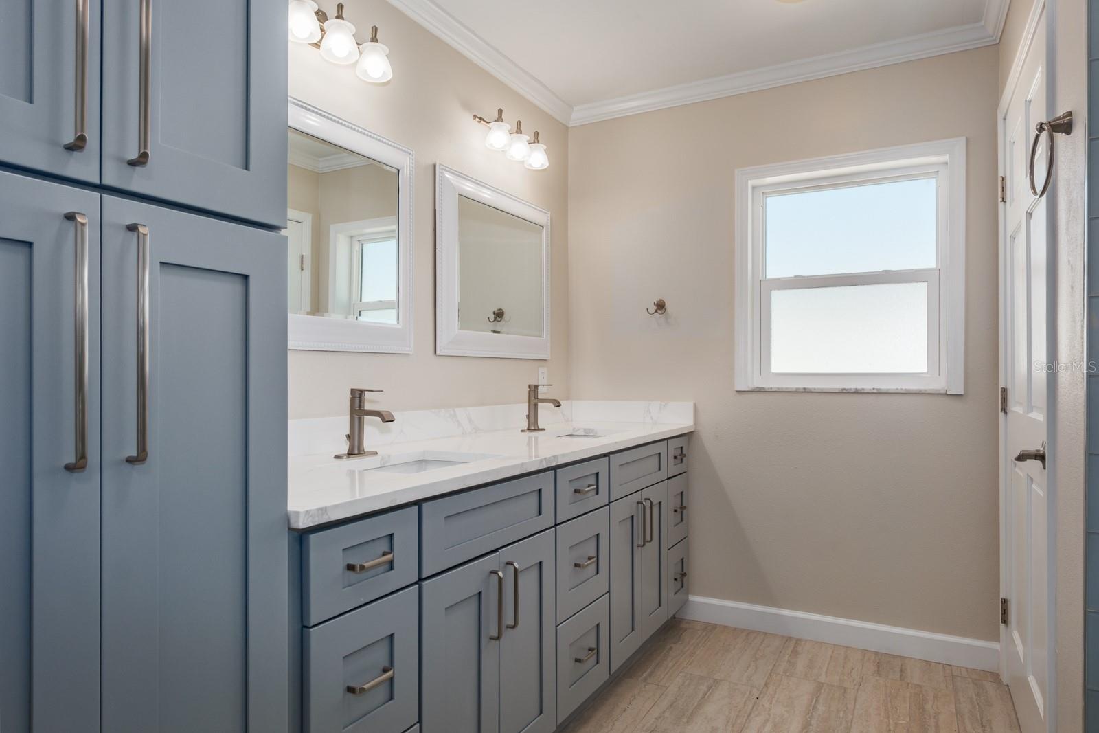 Image 23 of 56 For 590 Belle Point Drive