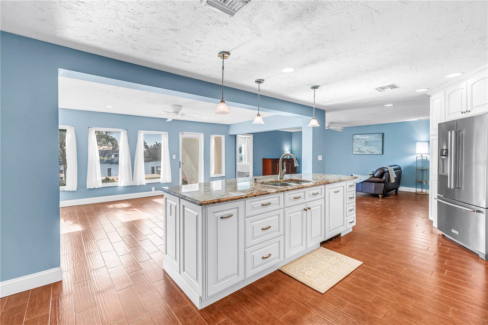 Image 12 of 37 For 1964 Massachusetts Avenue Ne