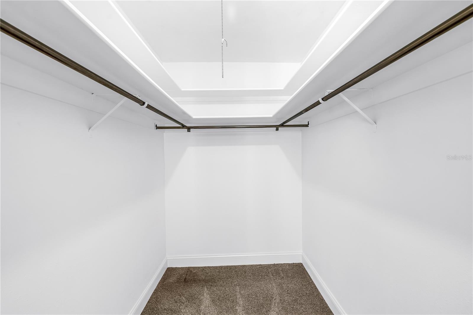 Image 21 of 37 For 1964 Massachusetts Avenue Ne