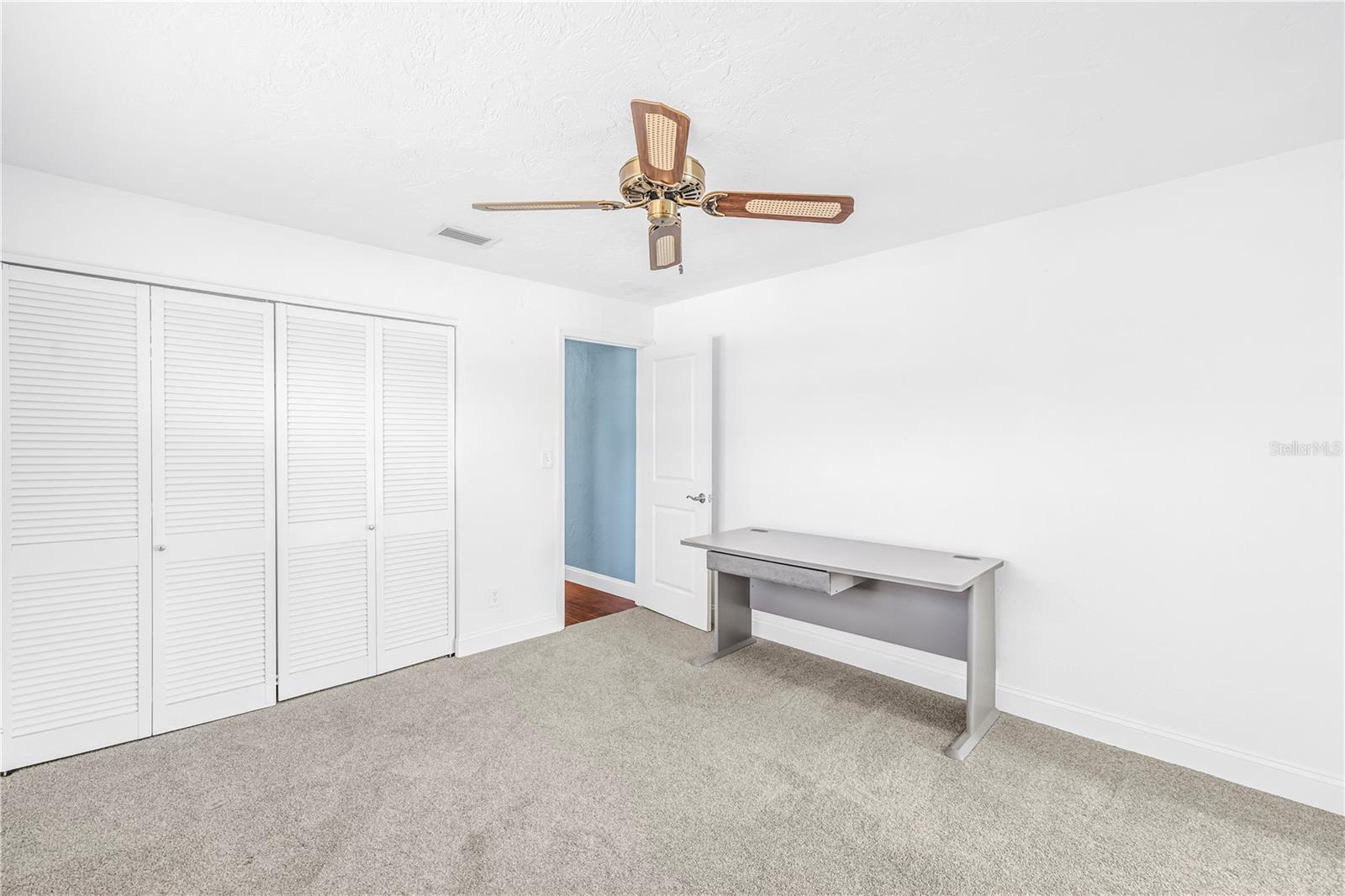 Image 23 of 37 For 1964 Massachusetts Avenue Ne