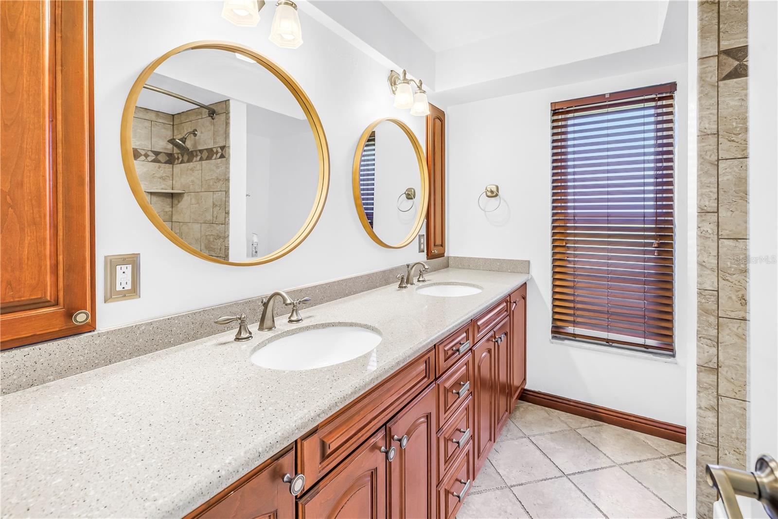 Image 27 of 37 For 1964 Massachusetts Avenue Ne