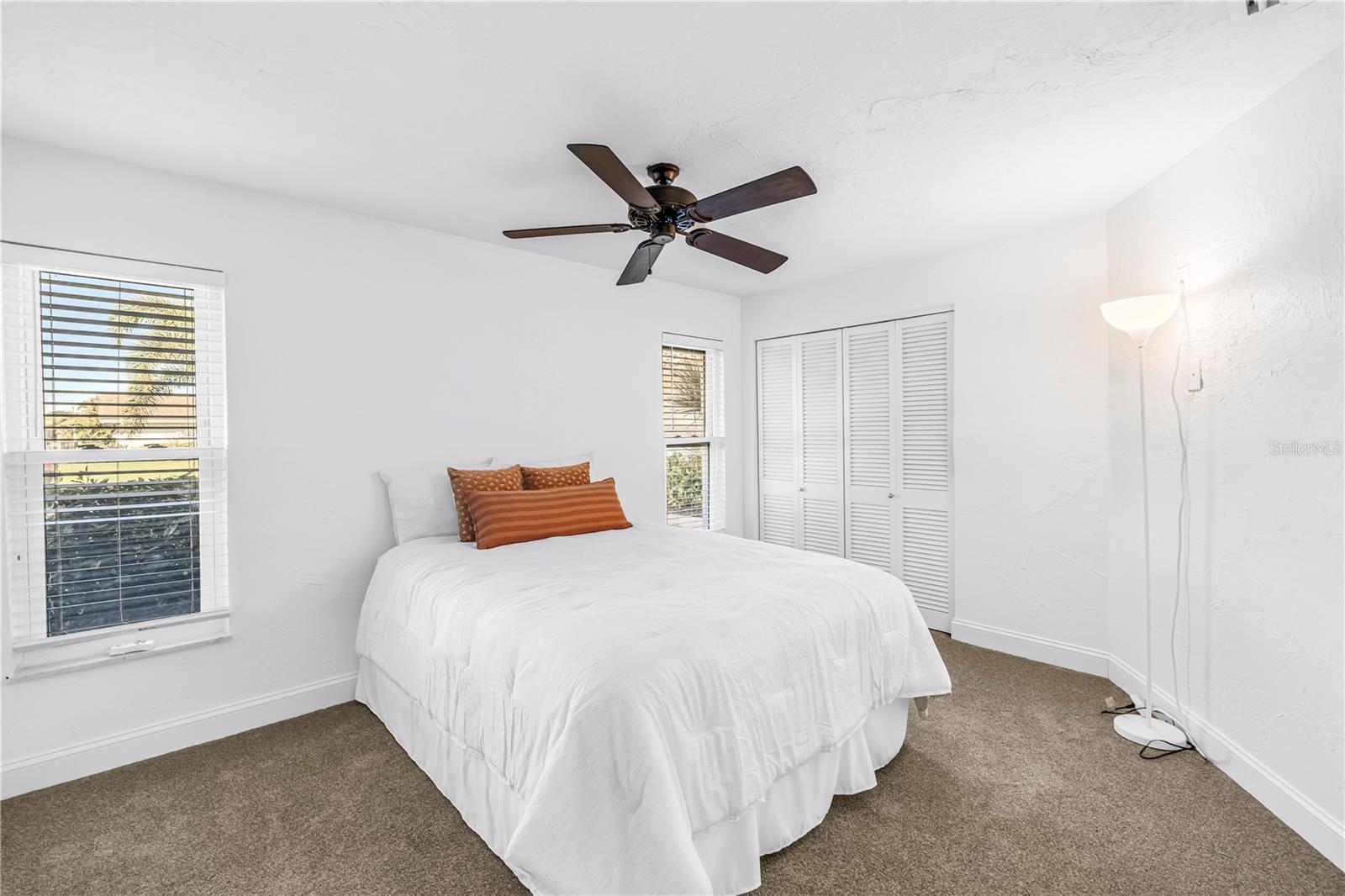 Image 29 of 37 For 1964 Massachusetts Avenue Ne