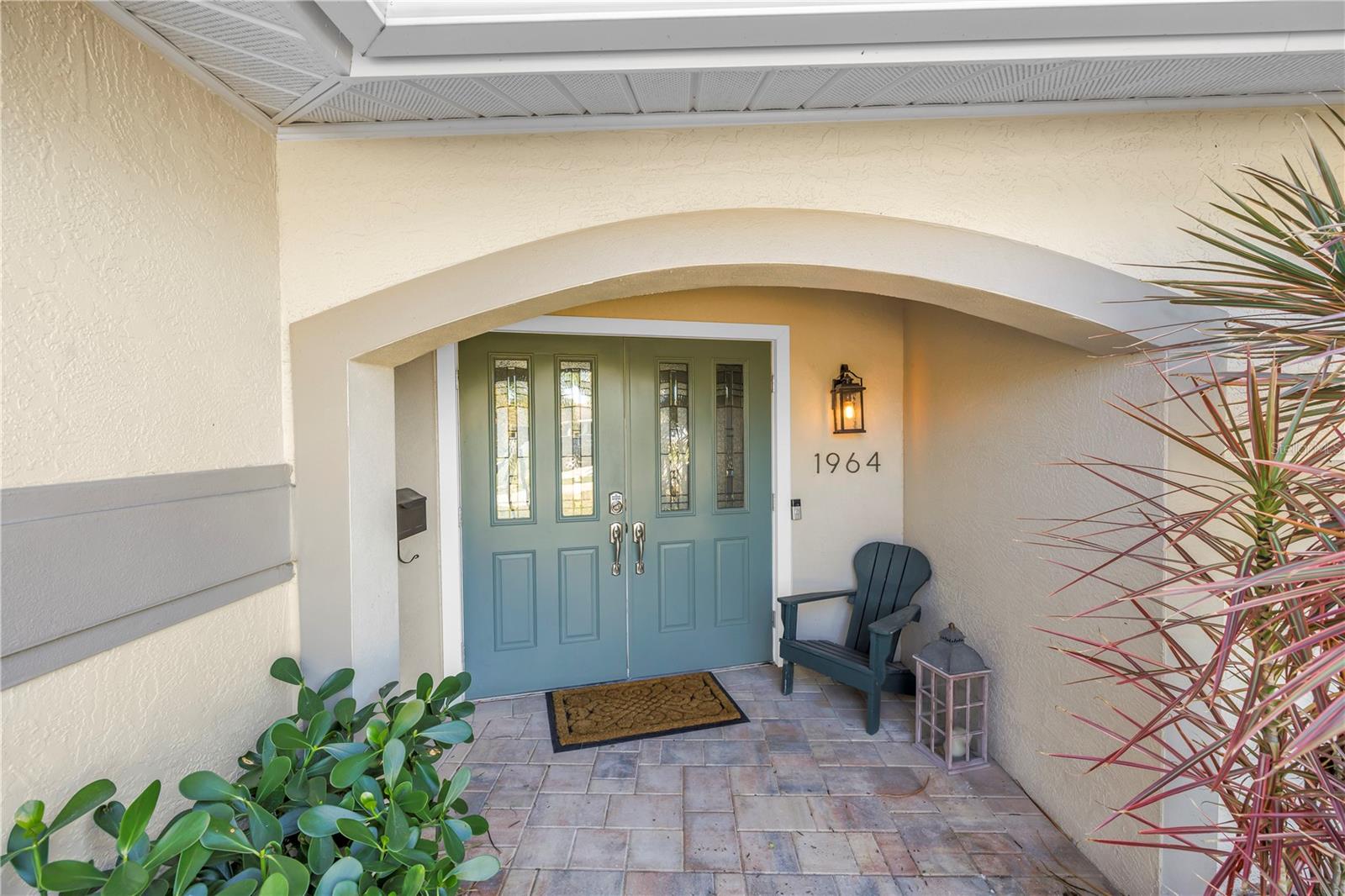 Image 4 of 37 For 1964 Massachusetts Avenue Ne