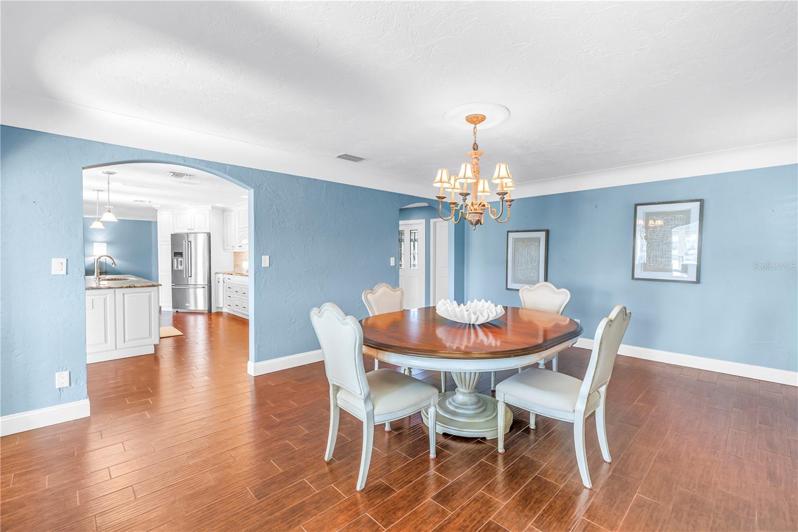 Image 7 of 37 For 1964 Massachusetts Avenue Ne