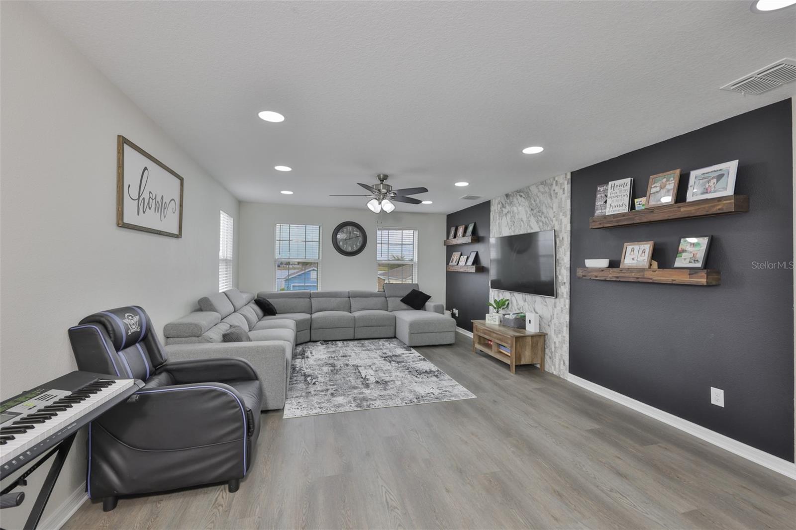 Image 25 of 47 For 14123 Poke Ridge Drive