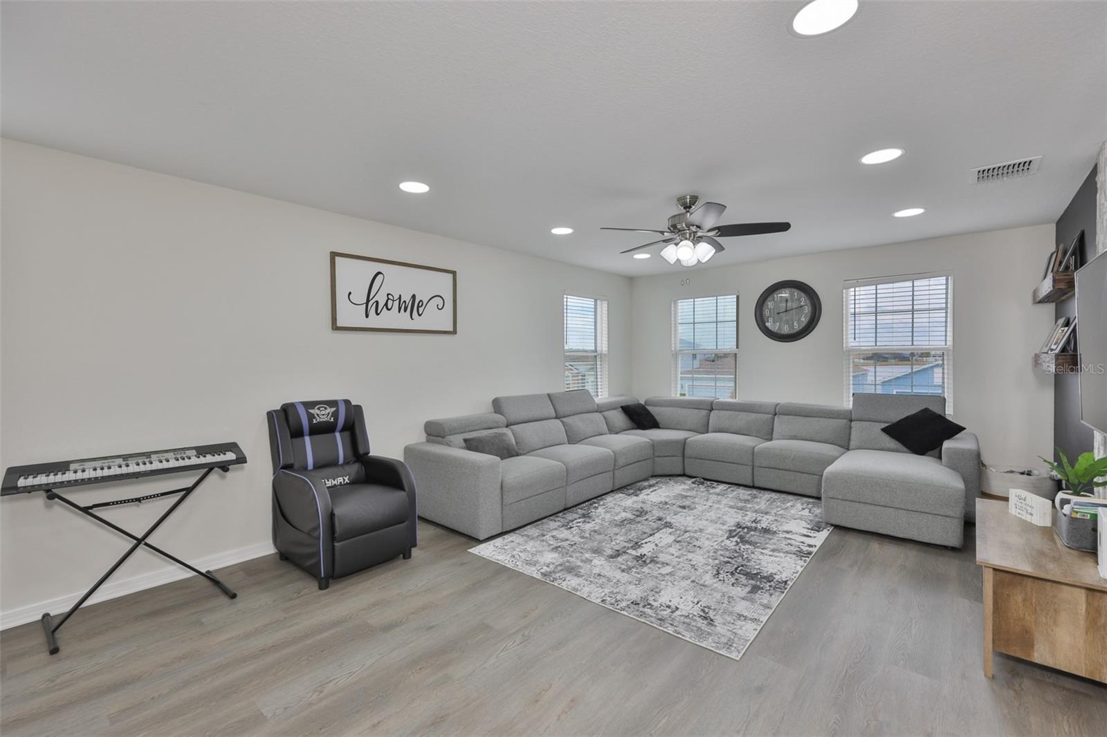 Image 26 of 47 For 14123 Poke Ridge Drive