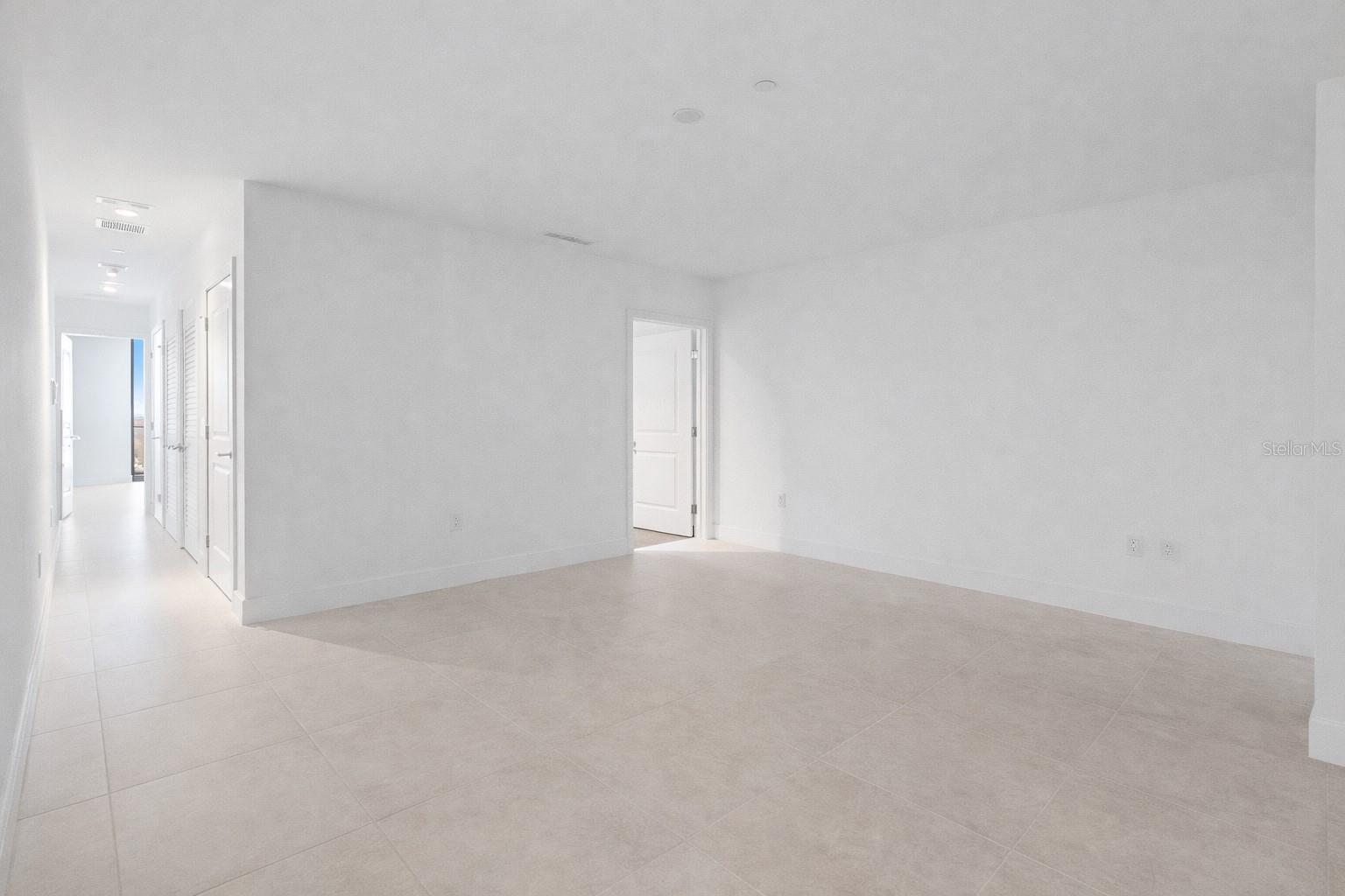 Image 21 of 56 For 3015 Ysabella Avenue 1003