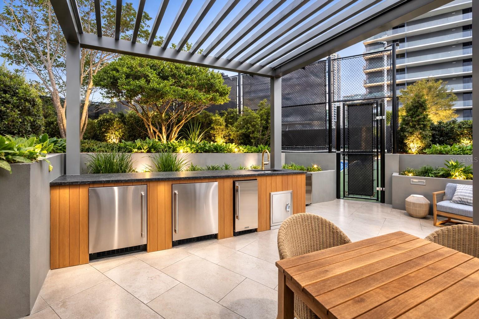 Image 28 of 56 For 3015 Ysabella Avenue 1003