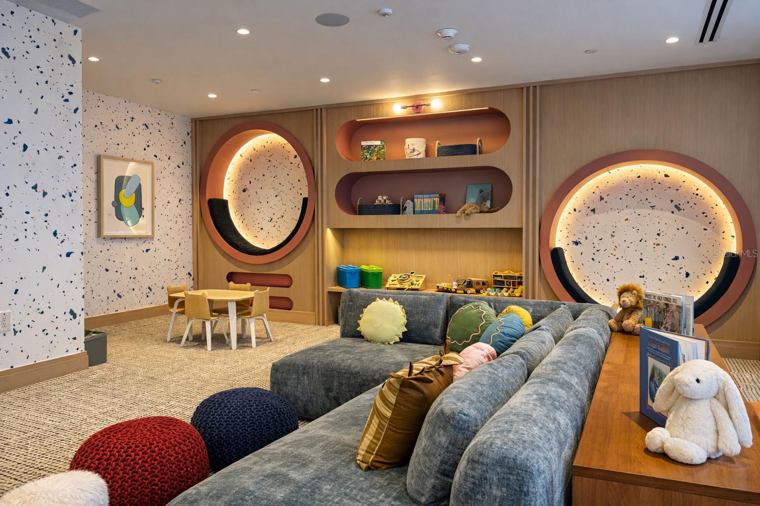 Image 53 of 56 For 3015 Ysabella Avenue 1003