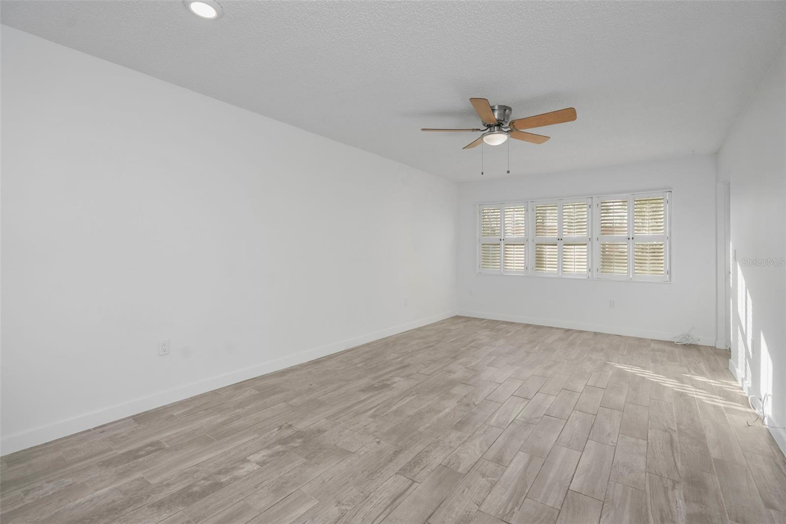 Image 14 of 40 For 4805 Alt 19  311