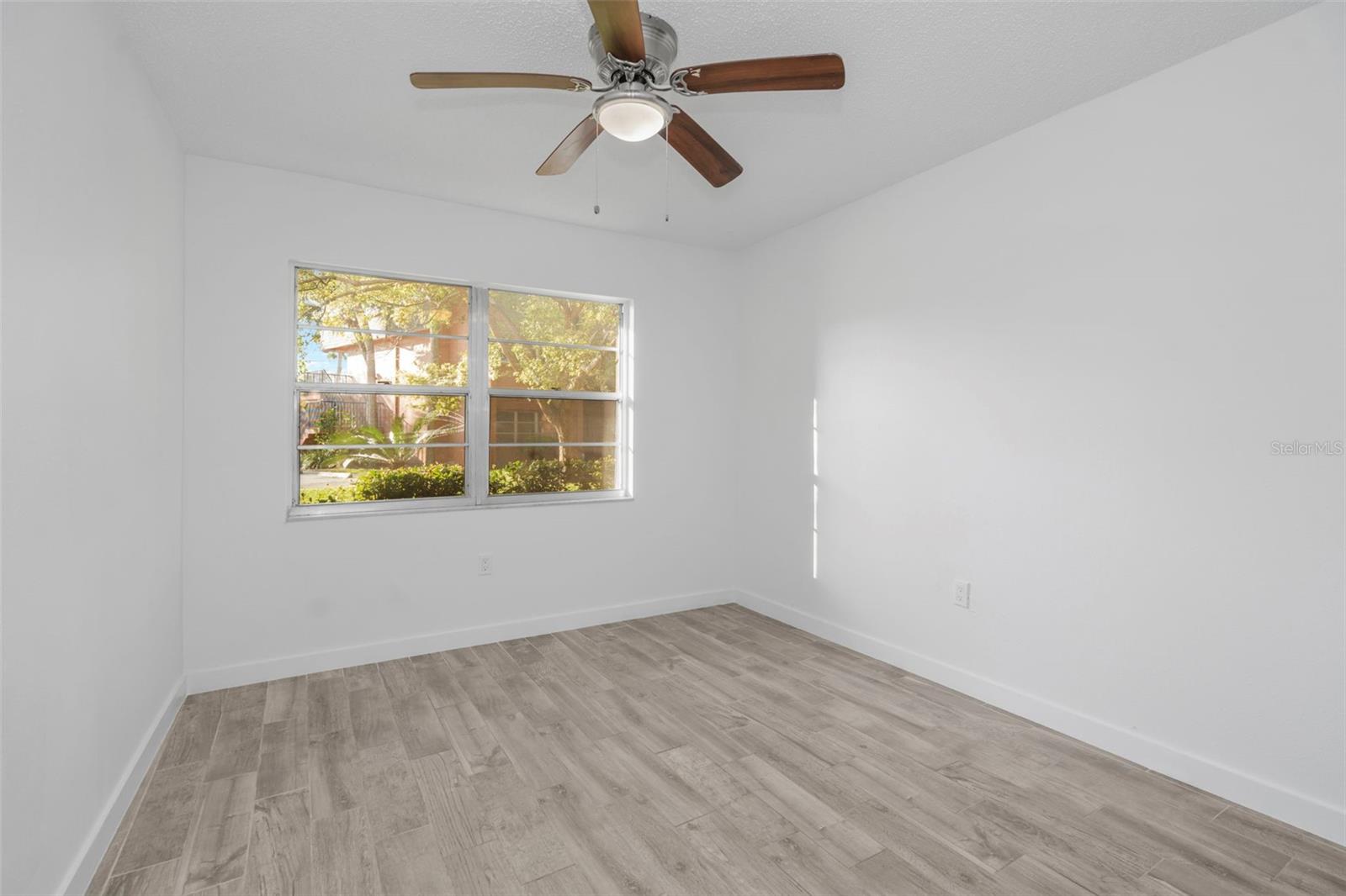 Image 24 of 40 For 4805 Alt 19  311