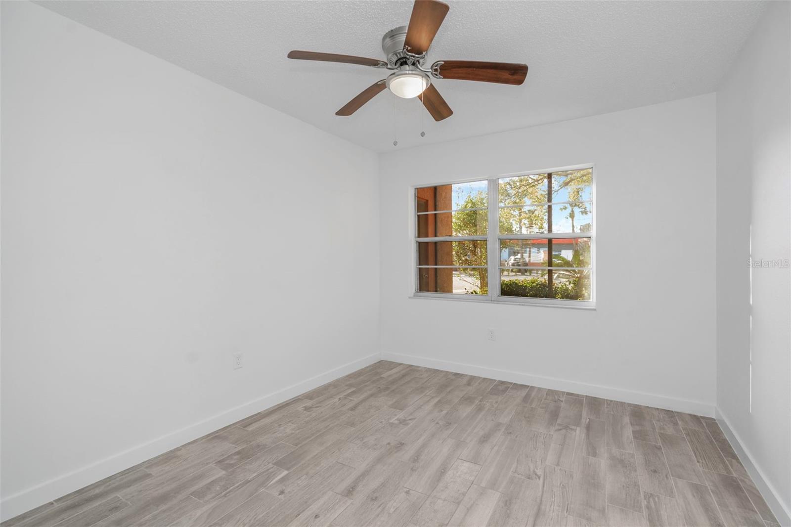 Image 25 of 40 For 4805 Alt 19  311