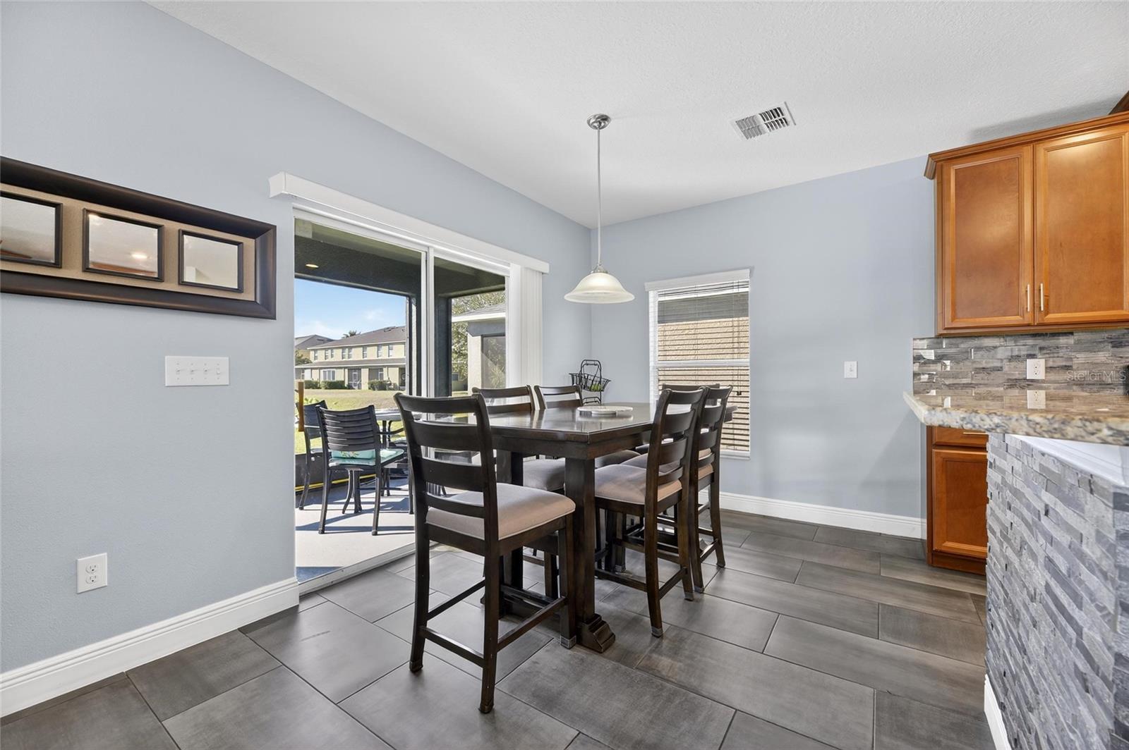 Image 10 of 69 For 1504 Trailwater Street