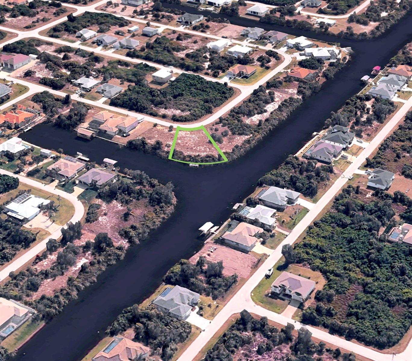 Image 21 of 39 For 14222 Maysville Circle