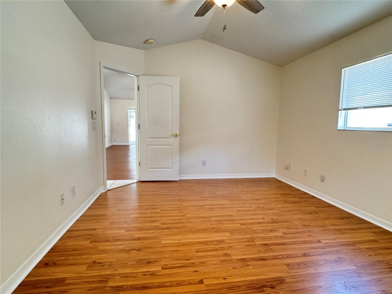 Image 16 of 35 For 210 Chardonnay Place