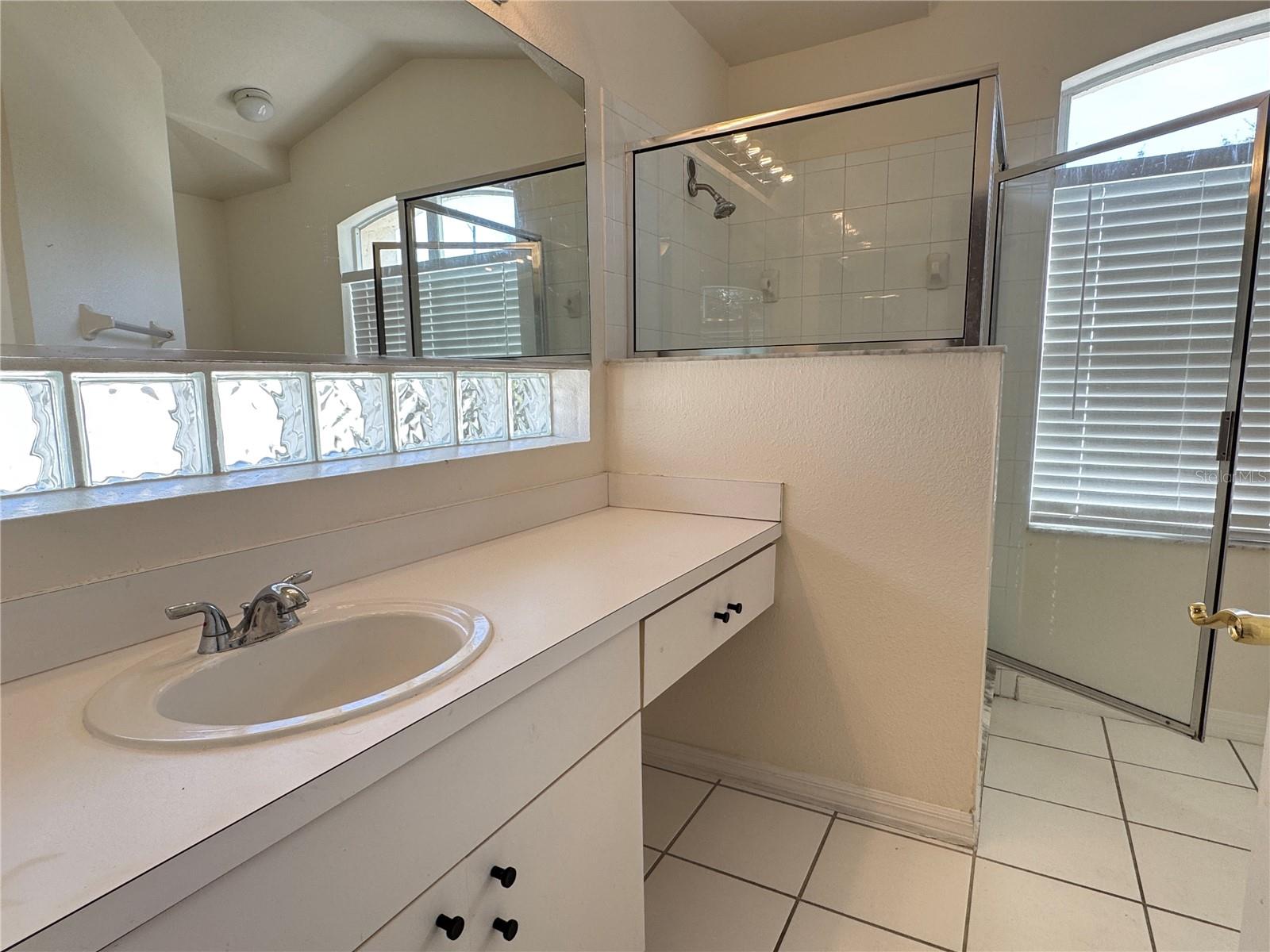 Image 22 of 35 For 210 Chardonnay Place