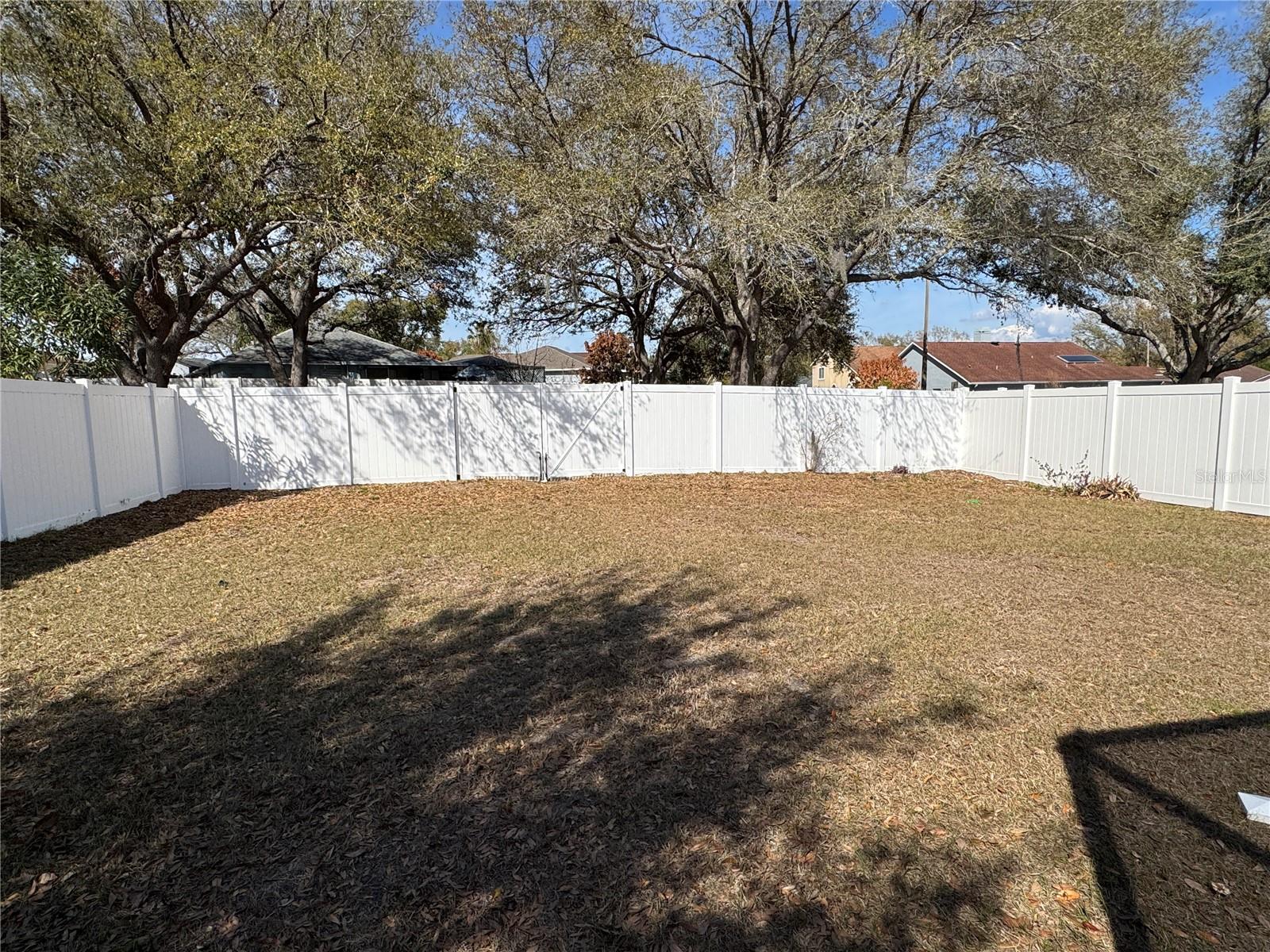 Image 3 of 35 For 210 Chardonnay Place