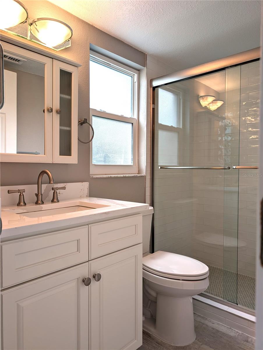 Image 18 of 42 For 6990 Place De La Paix  1a