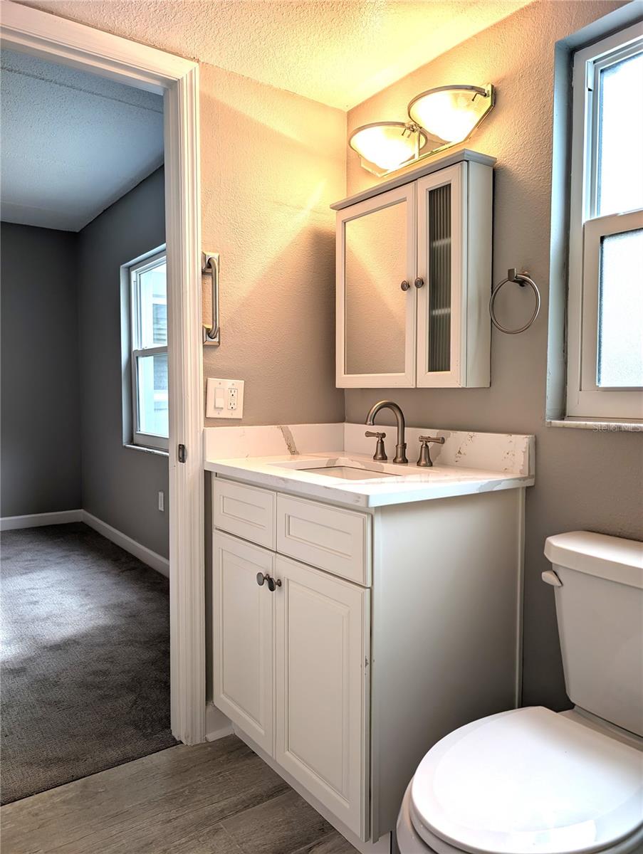 Image 20 of 42 For 6990 Place De La Paix  1a