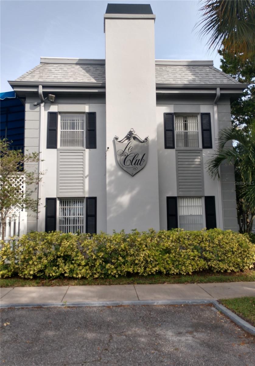 Image 36 of 42 For 6990 Place De La Paix  1a