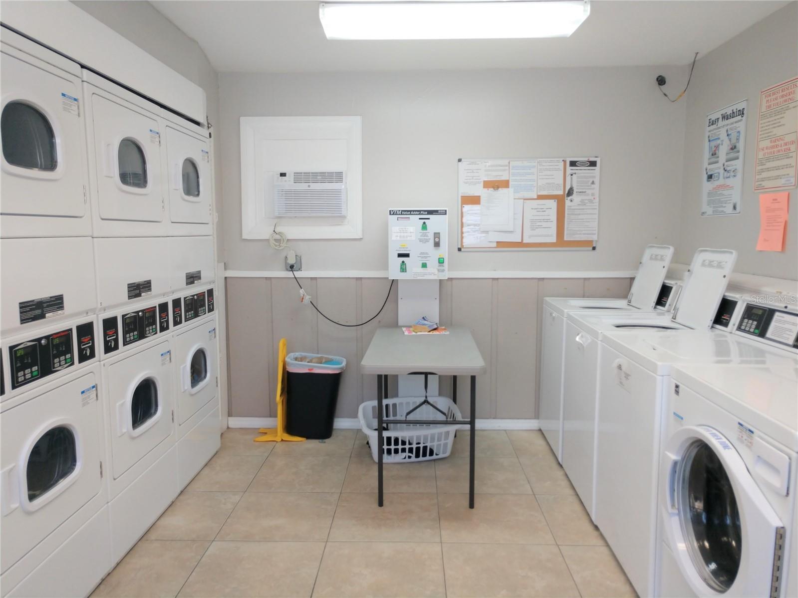 Image 40 of 42 For 6990 Place De La Paix  1a