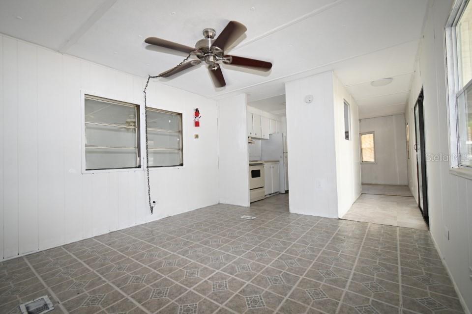 Image 9 of 24 For 34904 Fraser Street